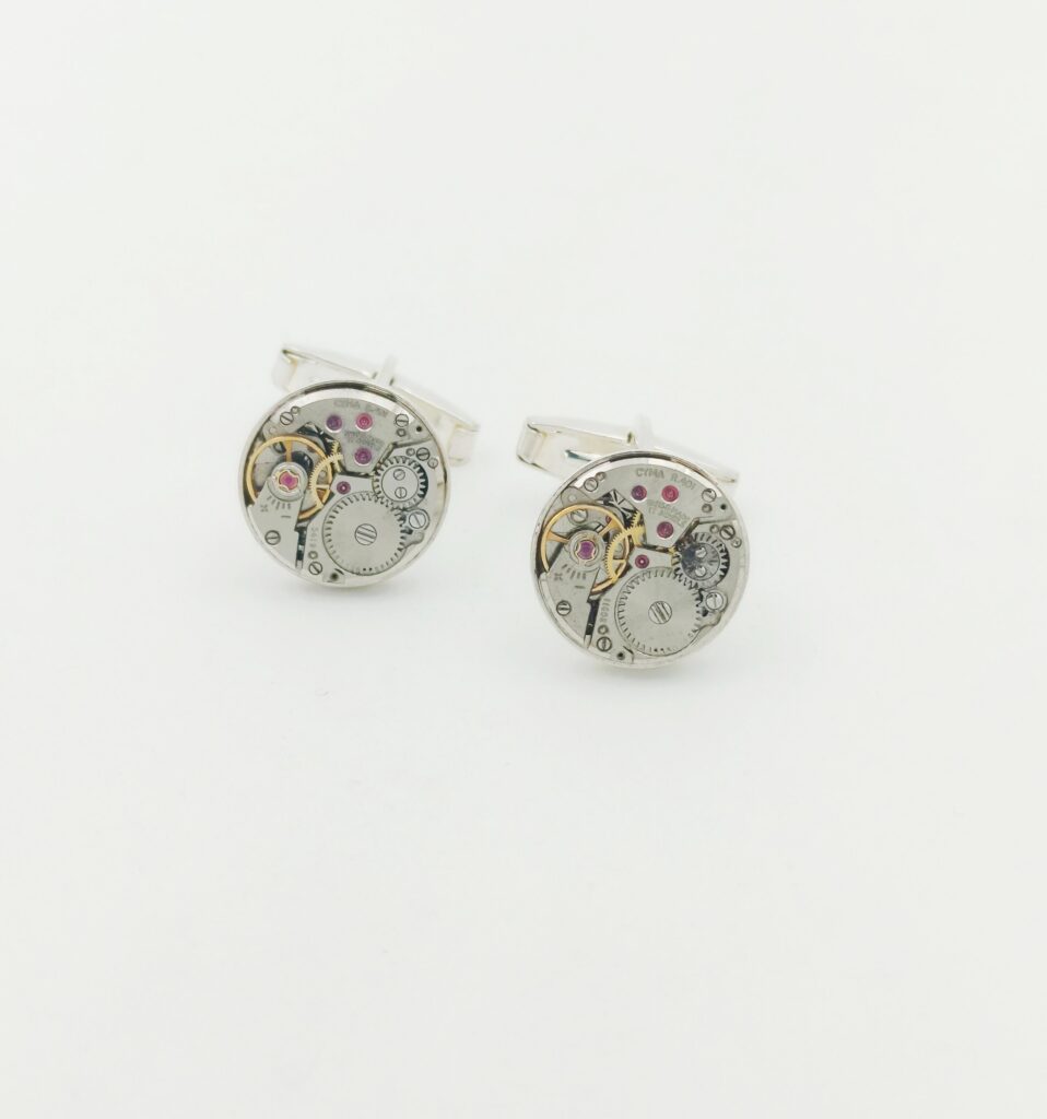 Boutons de manchette argent mouvement montre