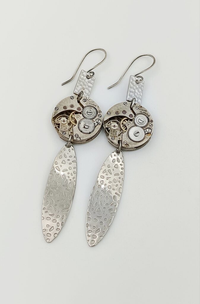 Boucles d'oreilles Art Déco argent mouvement montre