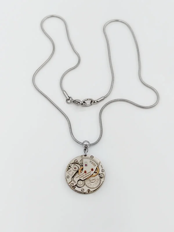 Collier homme mouvement montre suisse